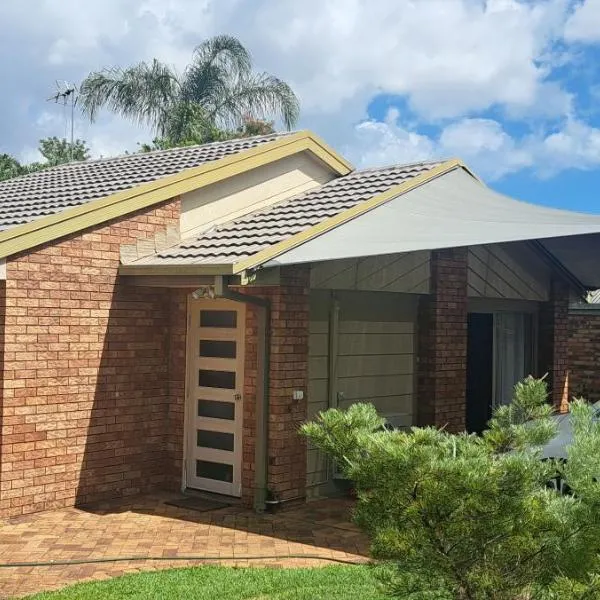 Birkdale Granny Flat，位于Birkdale的酒店
