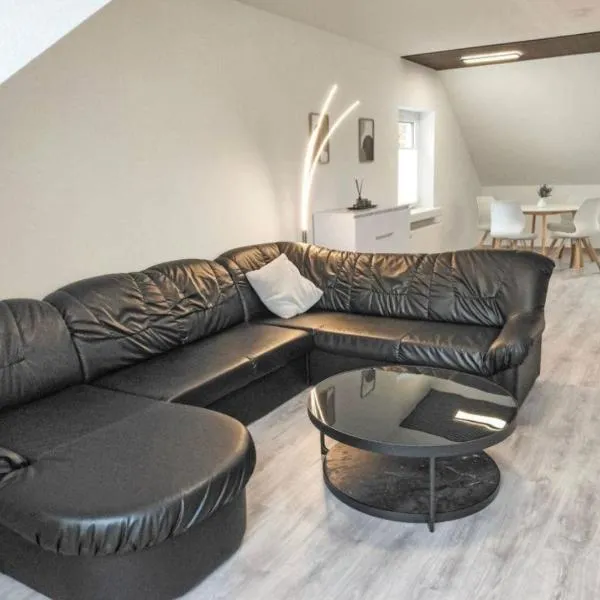 Ferienwohnung Sonnenschein，位于巴特皮尔蒙特的酒店