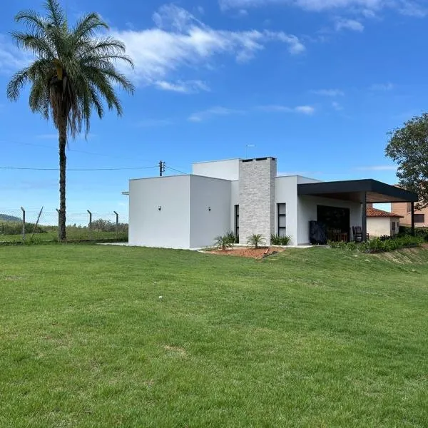 Casa Arara，位于圣埃斯皮里图-皮尼亚尔的酒店