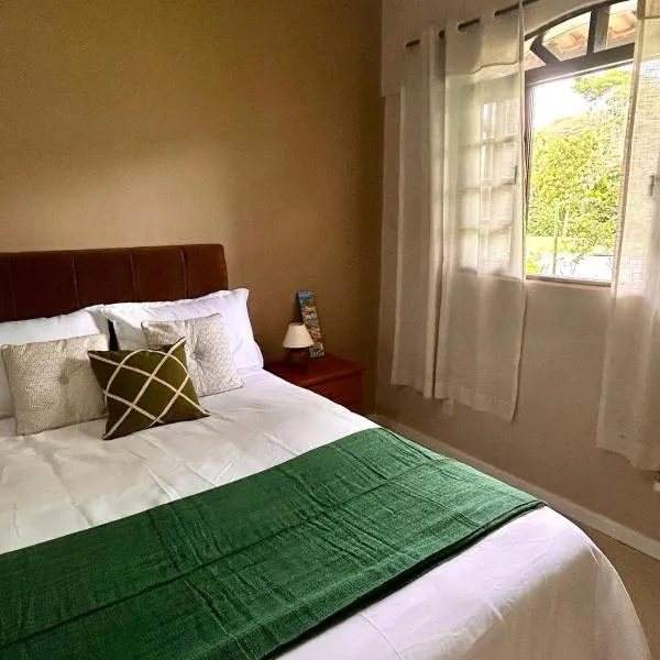 Recanto dos Viajantes - Apto Condominio Bracuhy,位于安格拉杜斯雷斯的酒店
