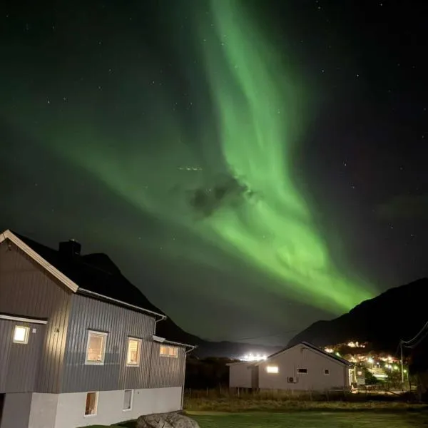 Landsbyhus i Lofoten，位于Napp的酒店