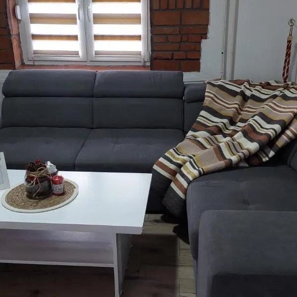 Apartmani Bogatić 3，位于Bogatić的酒店