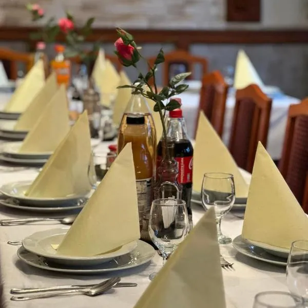 Park Hédervár，位于Hédervár的酒店