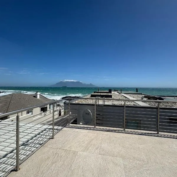 The Lighthouse - Beachfront，位于Cape Town的酒店