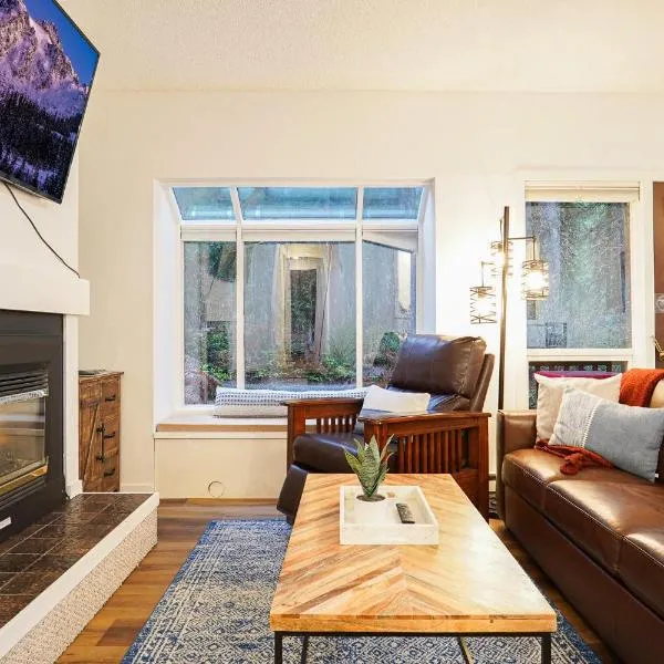 Mt Baker Den, Sleeps 4，位于格雷西尔的酒店