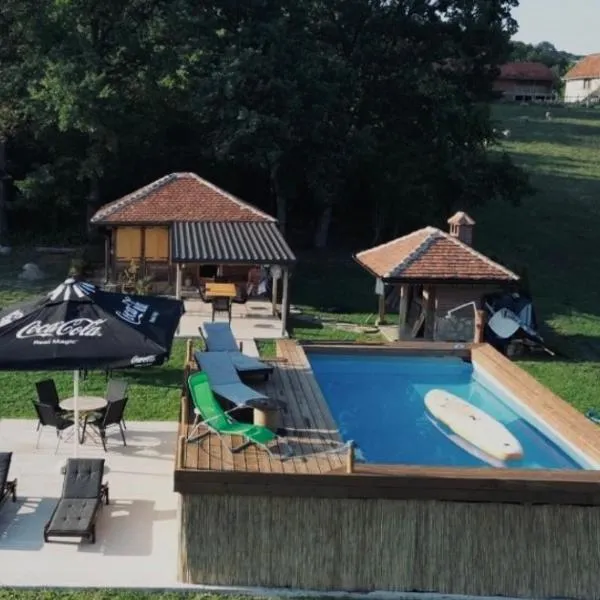 Nice Q LAKE HOUSE Valjevo，位于Sušica的酒店
