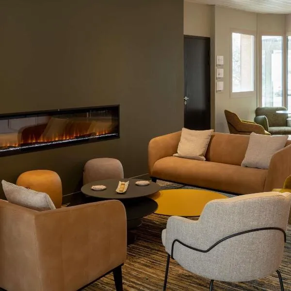 Mercure Auxerre Autoroute du Soleil，位于阿普瓦尼的酒店