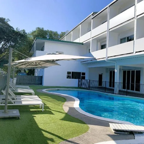 阿米蒂奇酒店及会议中心，位于陶朗加的酒店