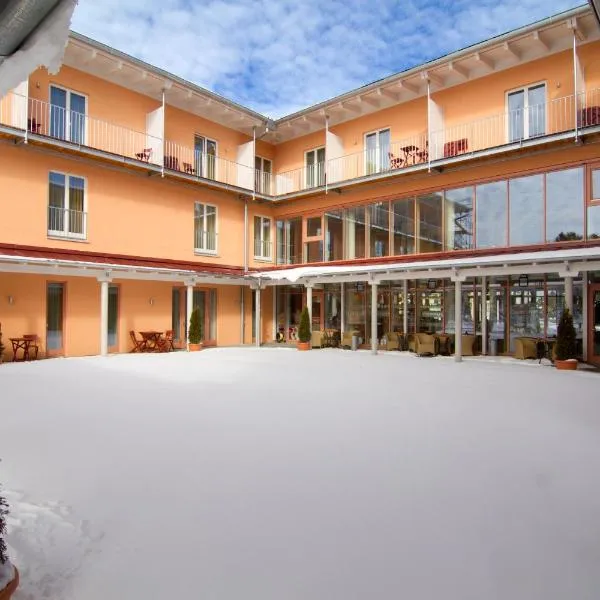 JUFA Familienresort Kempten im Allgäu，位于肯普滕的酒店