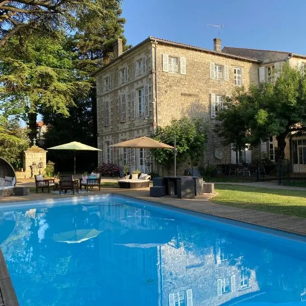 Le Relais d'Angély，位于圣哲伦的酒店