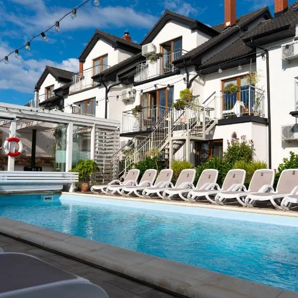 Orbisa Bis Basen Sauna Jacuzzi Rowery Parking w cenie pobytu，位于韦巴的酒店