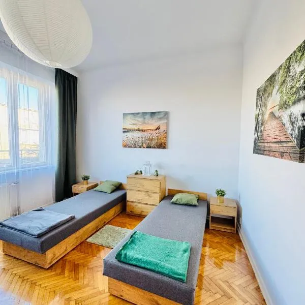 Symphonia self check in 24h，位于卡托维兹的酒店