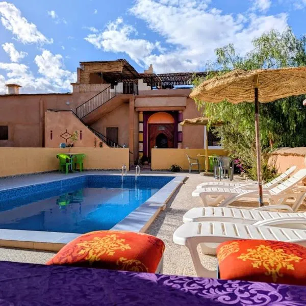 Auberge Restaurant TISSILI " Oasis de Fint"，位于Fint的酒店