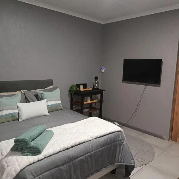 J & M Elegant escape 2，位于逊邱伦的酒店