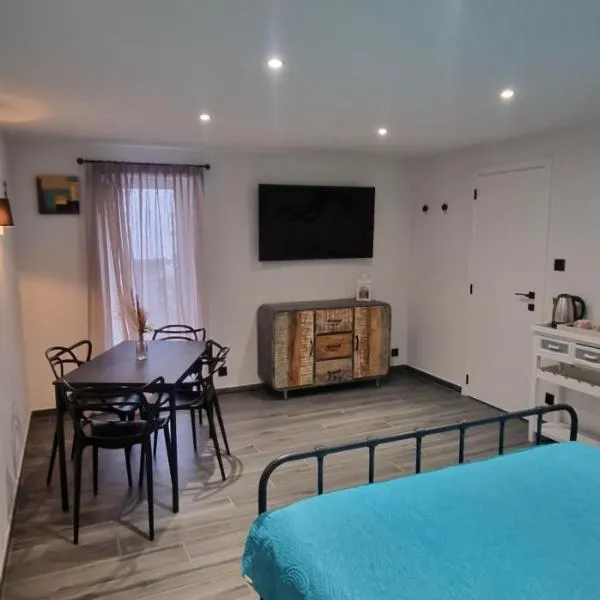 Chez fina，位于阿特的酒店