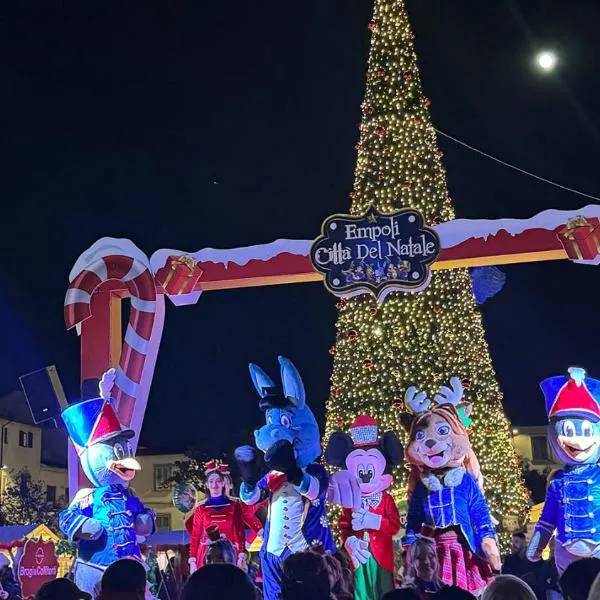 casa max stazione 2，位于恩波利的酒店