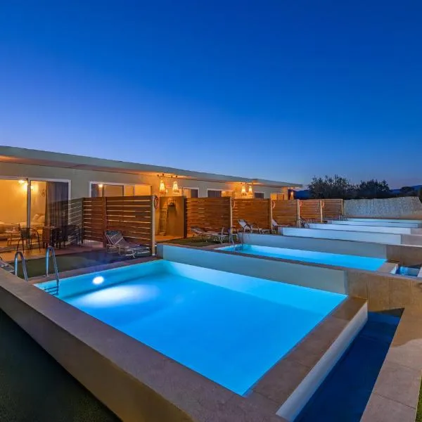 M&B Luxury Suites Charaki，位于哈拉奇的酒店