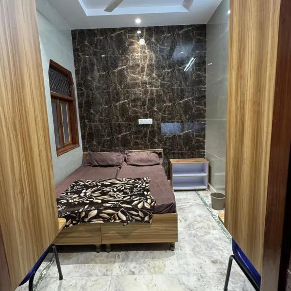 FlexiBay-Affordable Hostel in North Delhi，位于德里的酒店