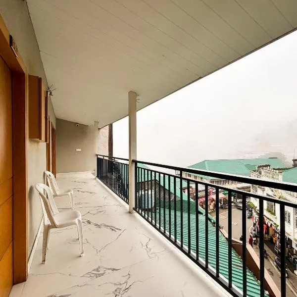 Park Woods At Mall Road，位于穆索里的酒店