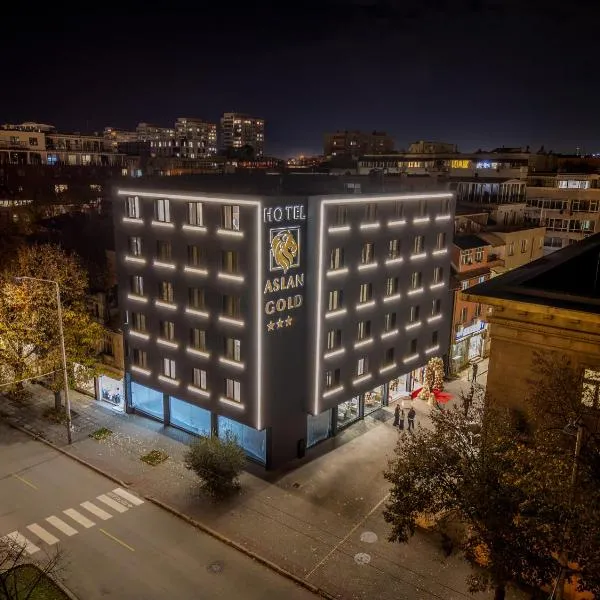 Aslan Gold Hotel，位于瓦尔纳的酒店