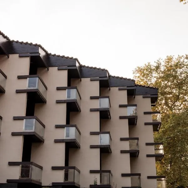 Hotel Baztan，位于Garzáin的酒店