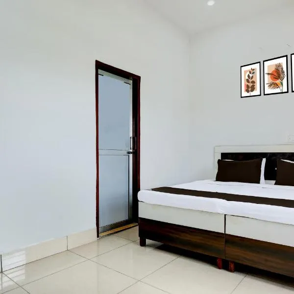 Hotel O NRI Guest House，位于Rājpura的酒店