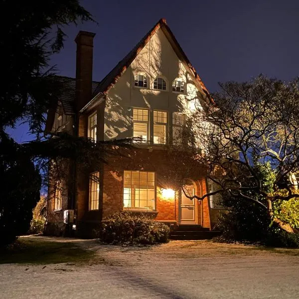 Villa Magnolia B&B，位于奥斯特坎普的酒店