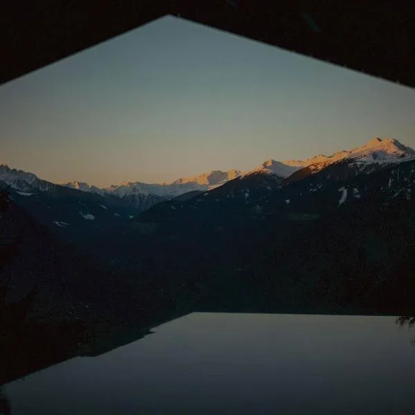 米拉蒙蒂精品酒店，位于阿维兰奥的酒店