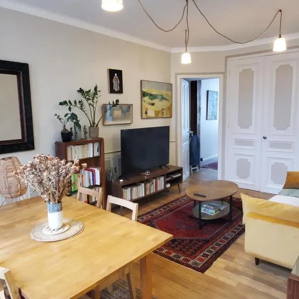 3 rooms in a beautiful passage of Auxerre，位于欧塞尔的酒店