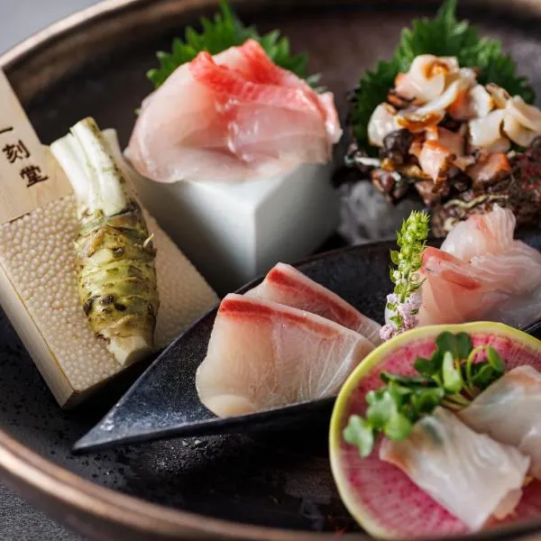 伊东高原龟之井酒店(Kamenoi Hotel Izukogen)，位于伊东的酒店