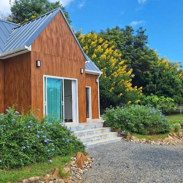 Season to table，位于Ban Cho Lae的酒店