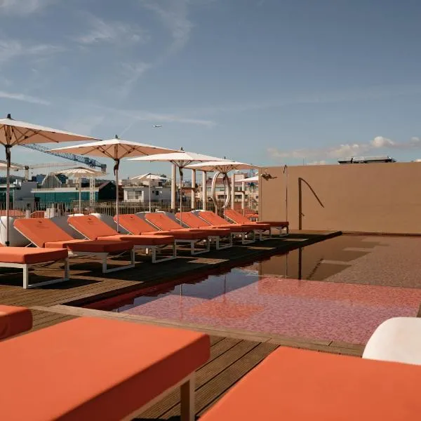 Lumen Hotel & The Lisbon Light Show，位于里斯本的酒店