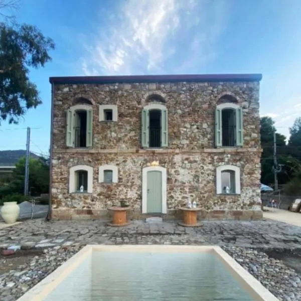 Casello 79 Rais，位于菲纳莱的酒店