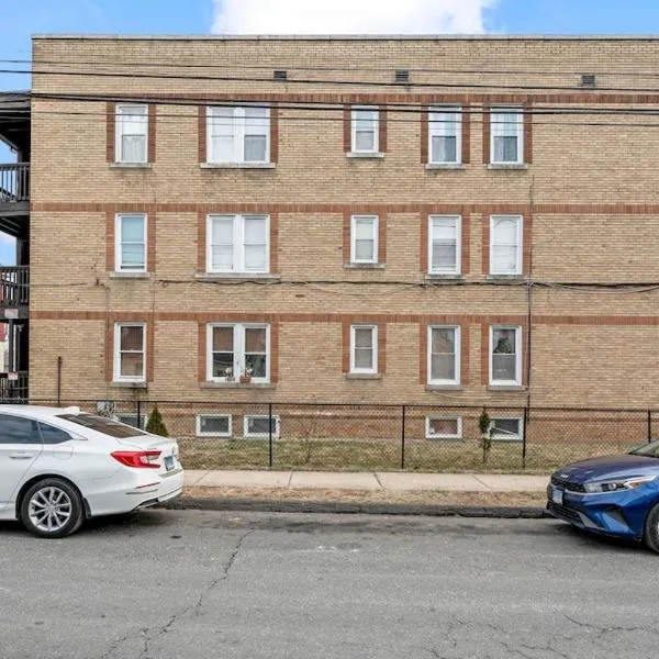 Downtown Hartford 2BR Family Pet Friendly，位于哈特福德的酒店