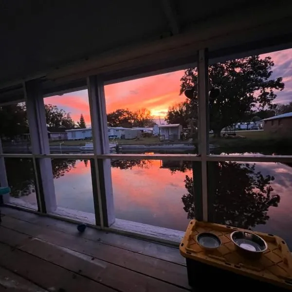 Water front Lake House，位于奥基乔比的酒店