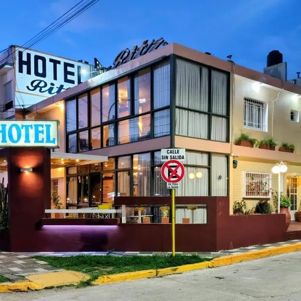 Hotel Ritz，位于维拉卡洛斯帕兹的酒店