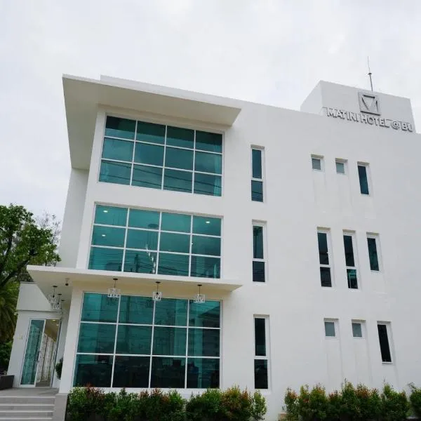 Matini Hotel BU，位于巴吞他尼的酒店
