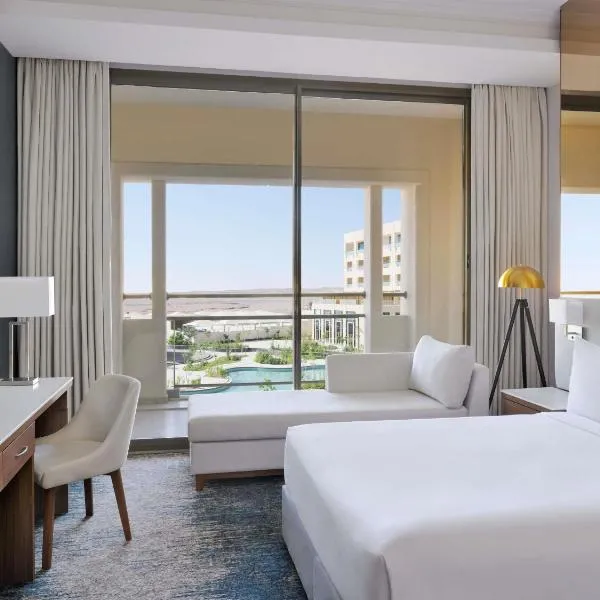Mövenpick Hotel Waad Al Shamal，位于图赖夫的酒店