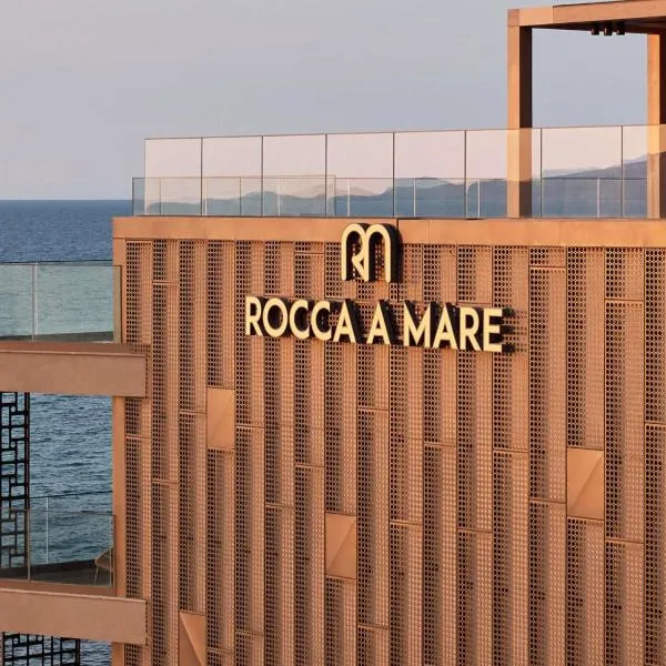 Rocca a Mare Heraklion - Handwritten Collection，位于海若克利欧的酒店