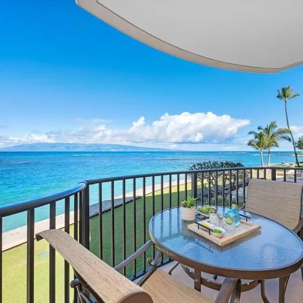 Kahana Reef 201 · KR 201 OceanFront 1BD Condo w Ocean Views Pool，位于卡哈纳的酒店