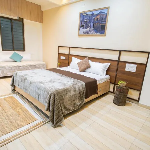 Desai Home Stay，位于戈尔哈布尔的酒店