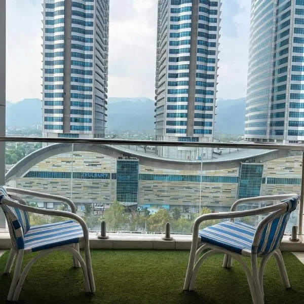 Bella Hotel Apartments- Executive Stay Opposite Centaurus Mall Islamabad，位于伊斯兰堡的酒店