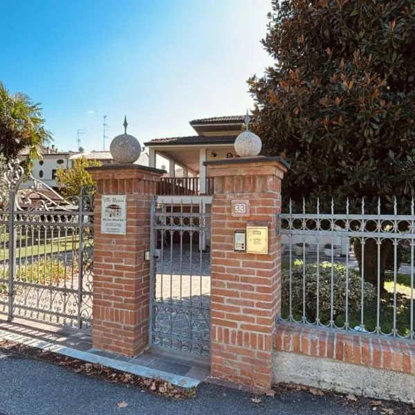 Villa Marisa，位于Boretto的酒店