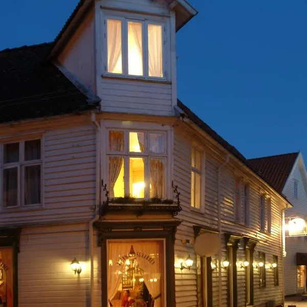 Kjøbmandsgaarden Hotel，位于曼达尔的酒店