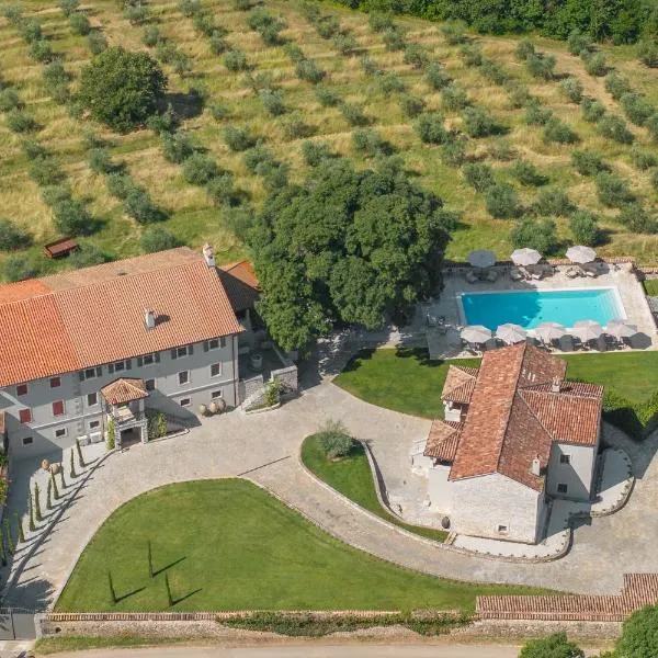 San Tomasini Heritage Hotel，位于维斯尼安的酒店