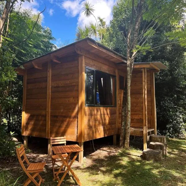 Sub Tropical Paradise Retreat，位于Totara North的酒店