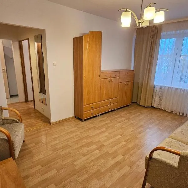 M przy Broniewskiego，位于沃姆扎的酒店