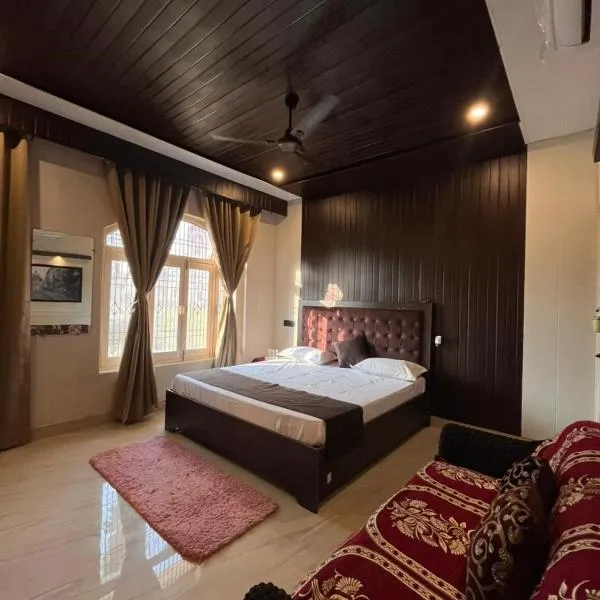 Chhaya Niketan Home Stay，位于Ayodhya的酒店