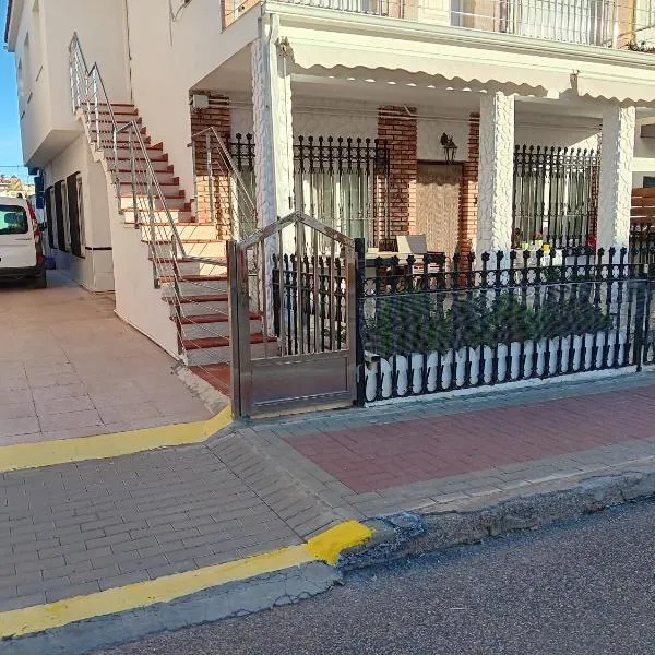 Appartement bord de mer-Aguilas，位于卡拉芭蒂纳的酒店
