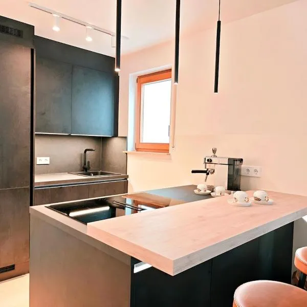Your home with iconic TV tower views，位于斯图加特的酒店